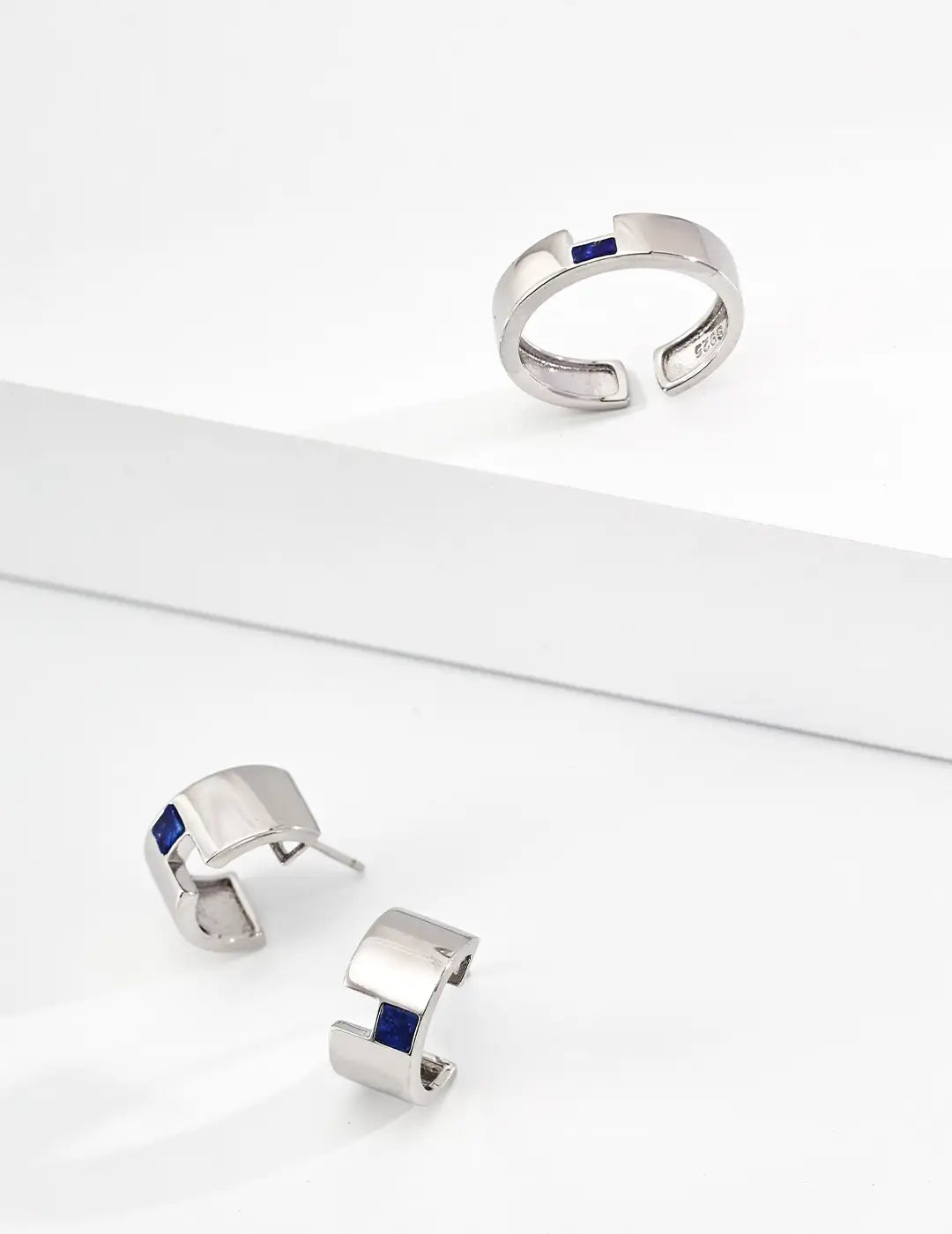 Hanwell Jewellery Set