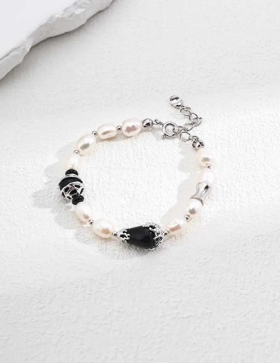 Black Obsidian Protection Freshwater Pearl Bracelet – Anais&Aimee