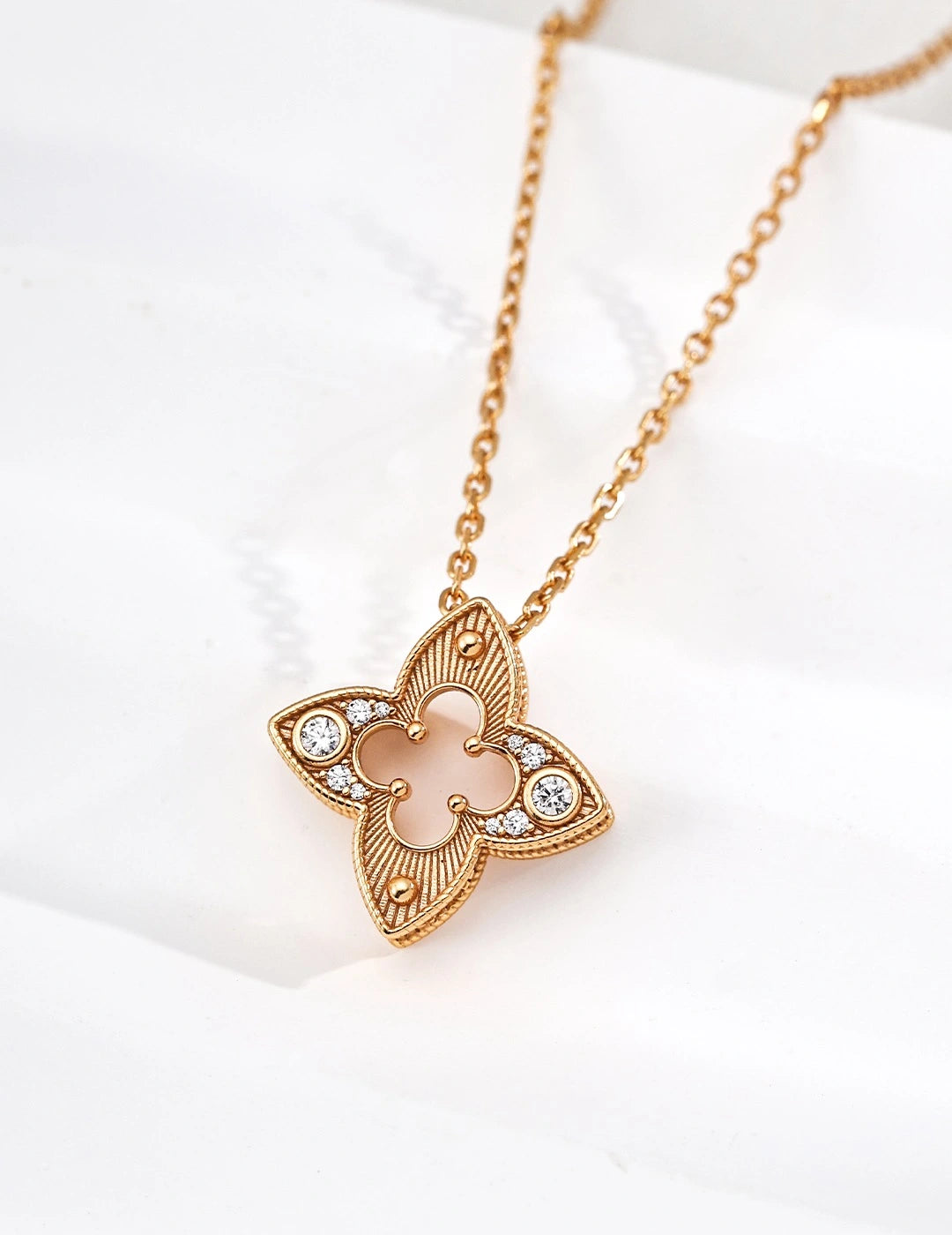 Close up Four-leaf Clover Necklace from anais&aimee