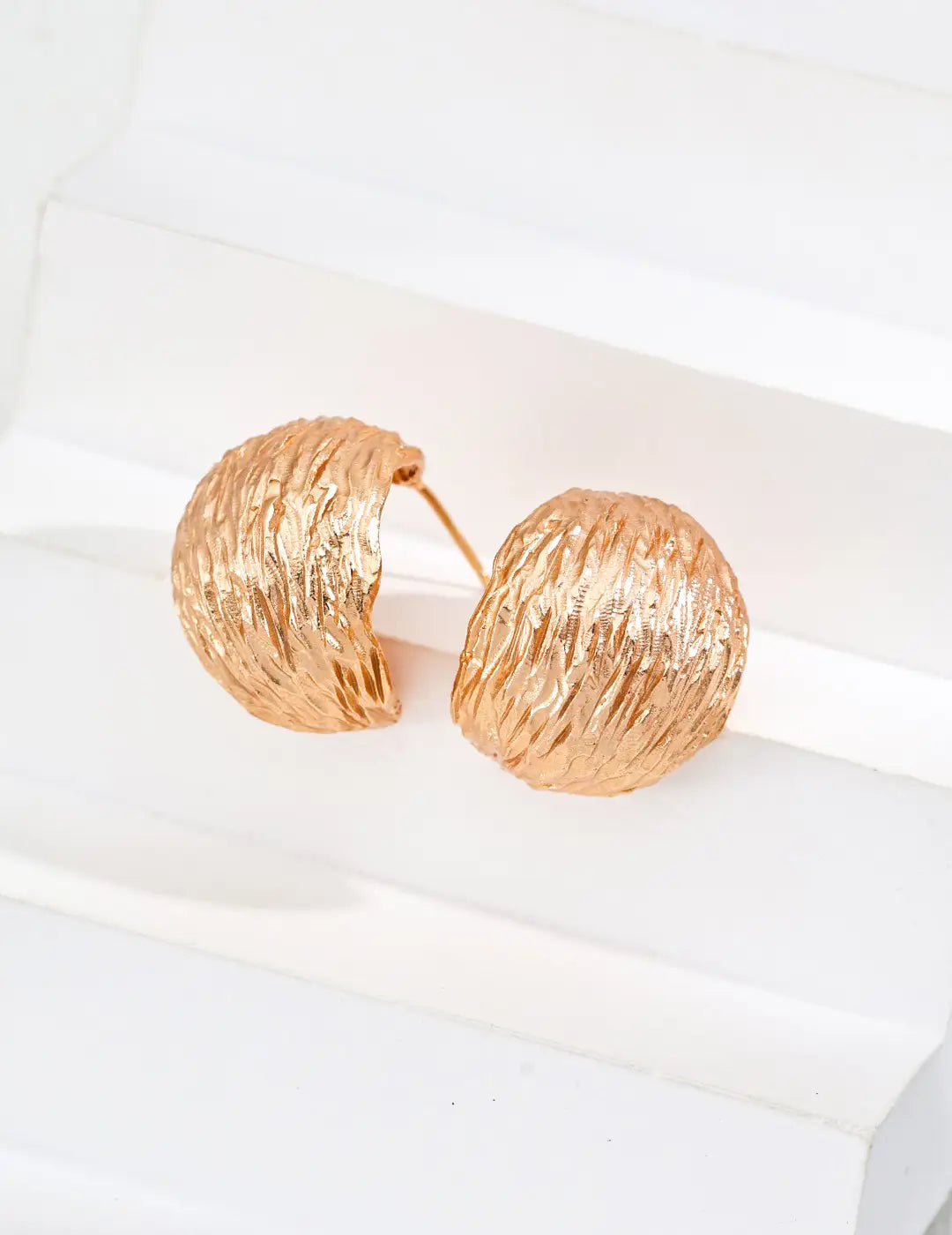 Golden Shell Statement Earrings - Anais&Aimee