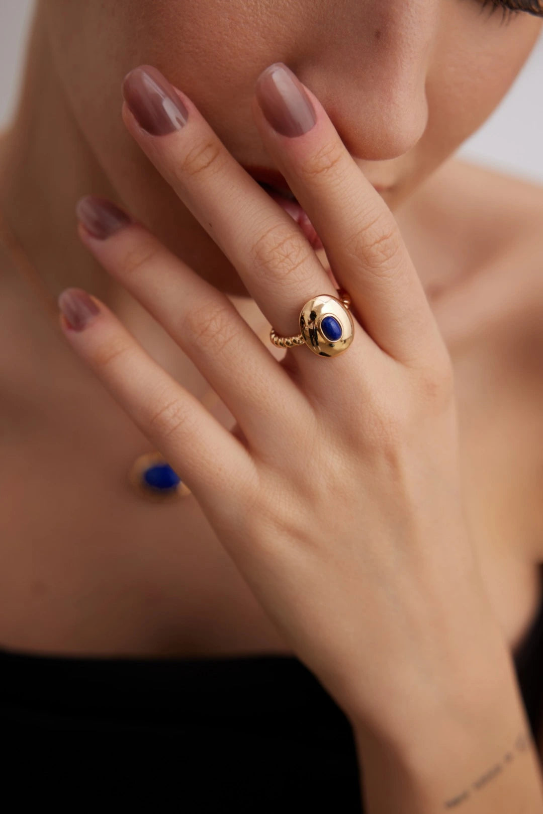 Lapis Lazuli Signet Gold Ring model