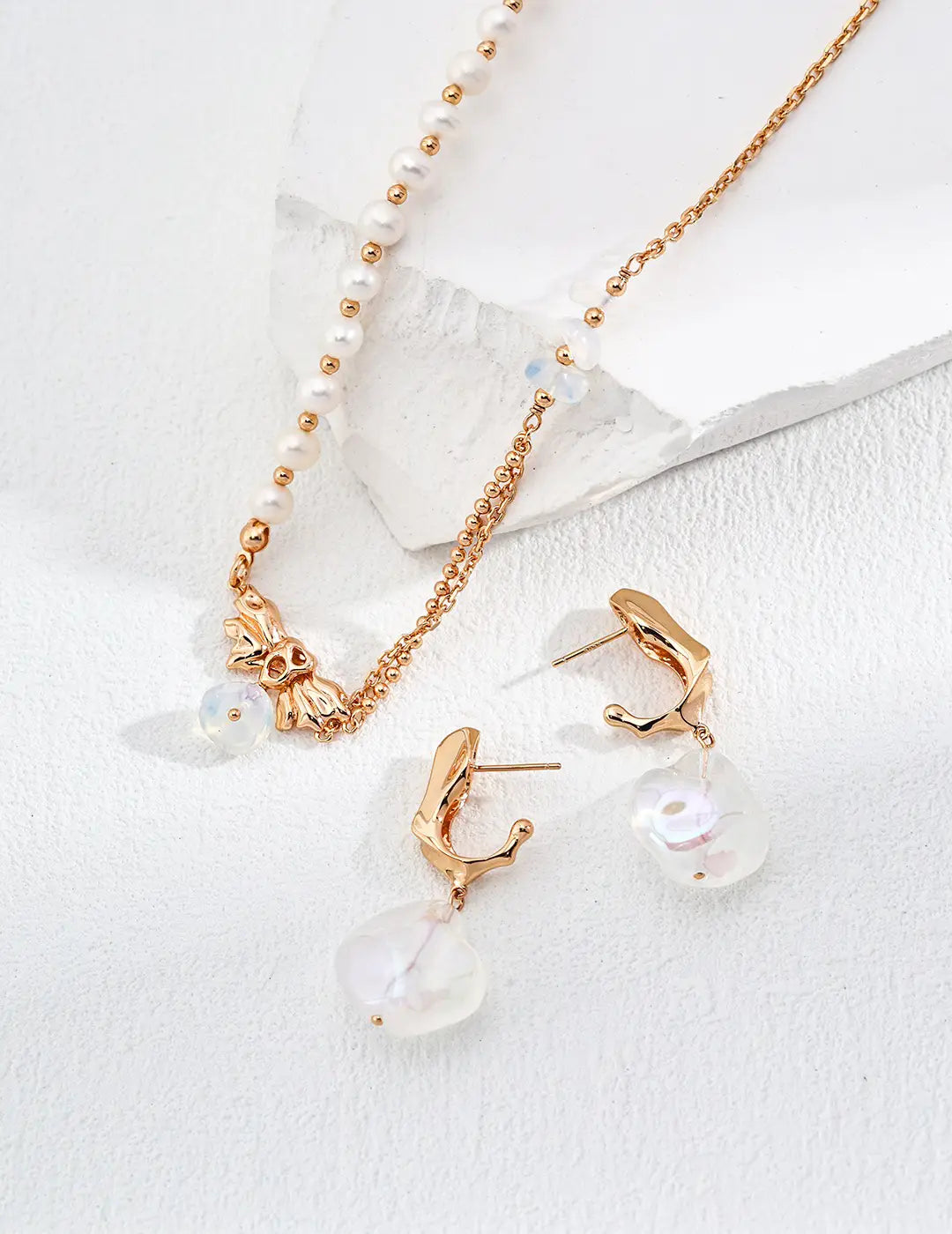 Anaïs & Aimee Vintage Gold Resin Stone Baroque Earrings with matching pearl necklace