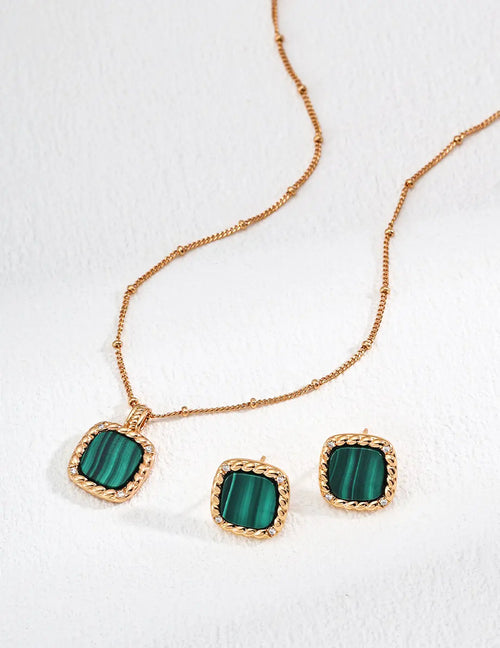 Ama Malachite Pendant Necklace - Anais&Aimee